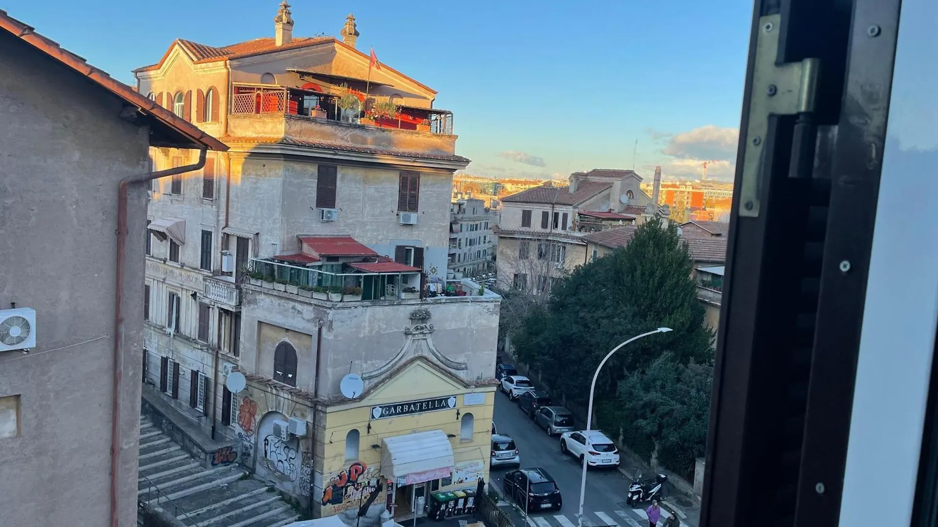 Nel Cuore Di Roma A Garbatella 0*, Rome Italië